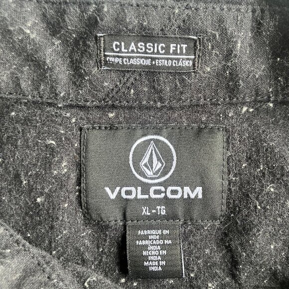 Volcom Men's Collared Short Sleeve Button Up Shirt Black & White Extra Large XL - Picture 3 of 5